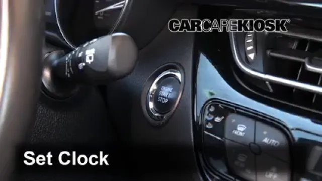 2018 Toyota C-HR XLE 2.0L 4 Cyl. Reloj Fijar hora de reloj